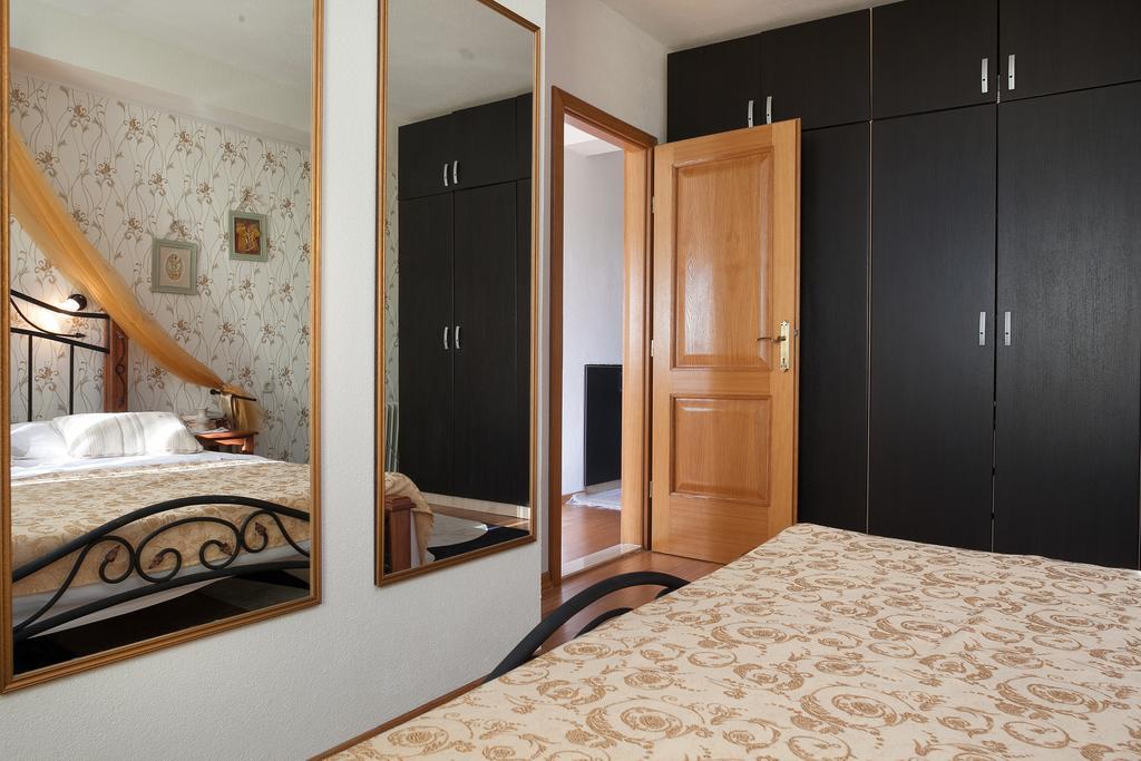Holiday Home Alegra Podgora Esterno foto